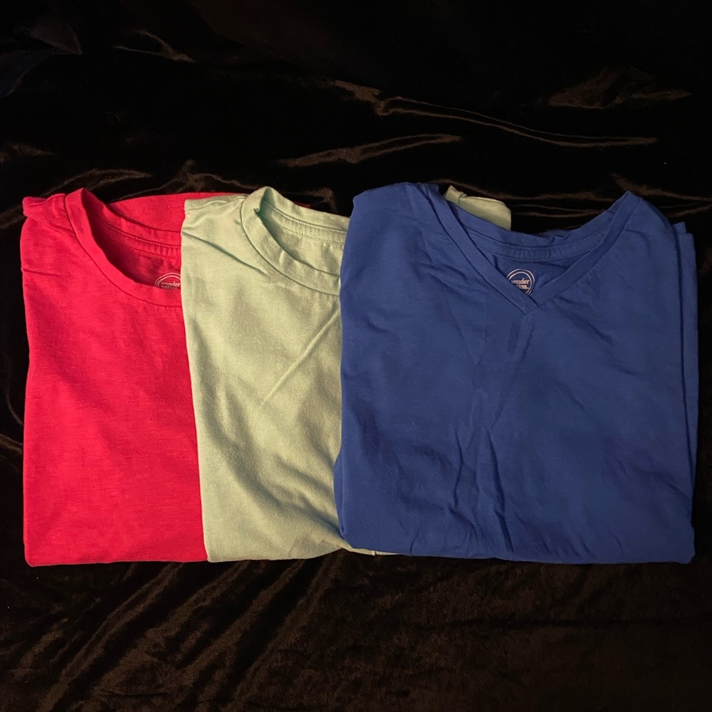 Girl’s T-shirt set of 4